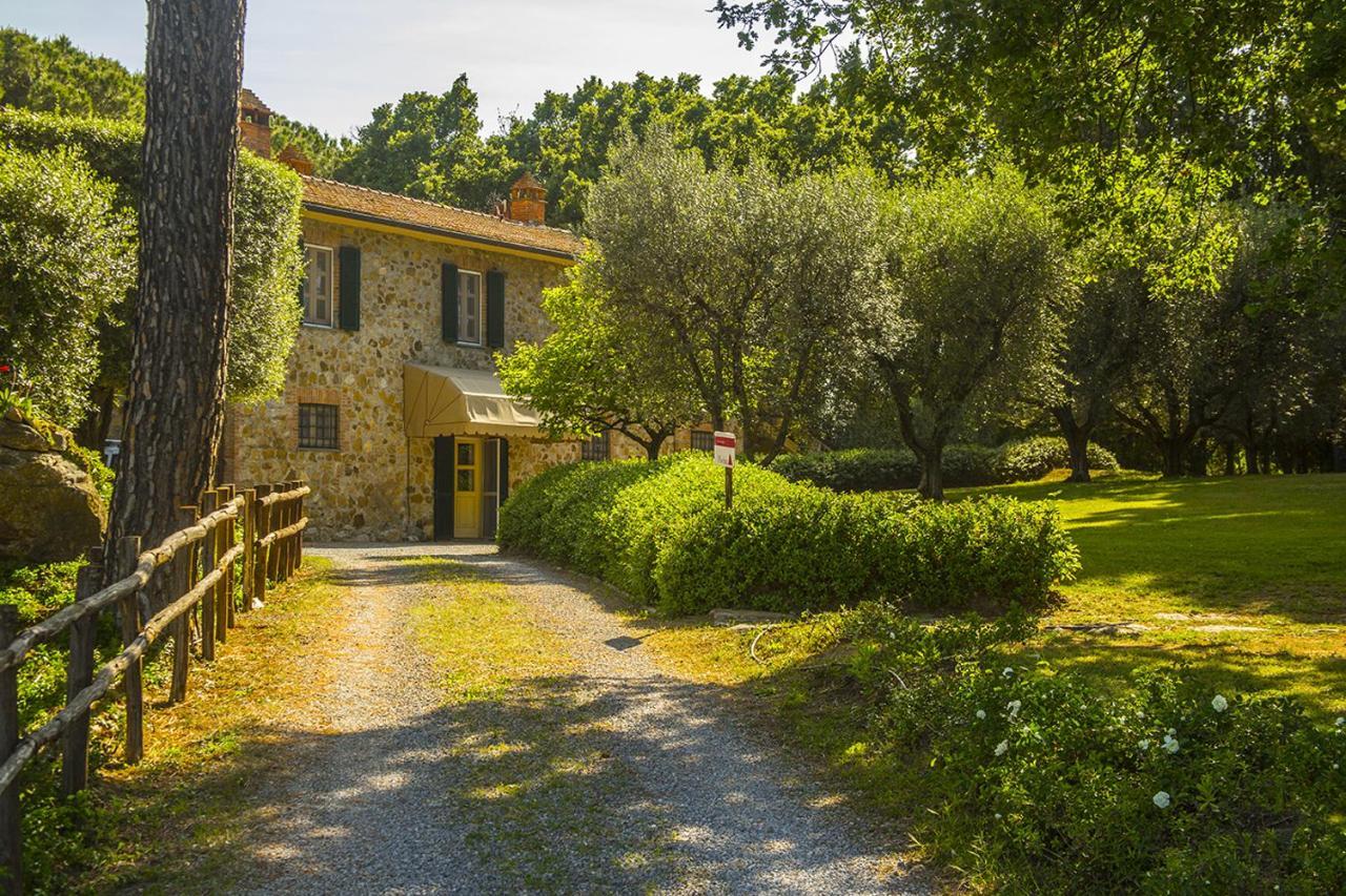 Fattoria Di Magliano Winery Villa Magliano in Toscana Bagian luar foto