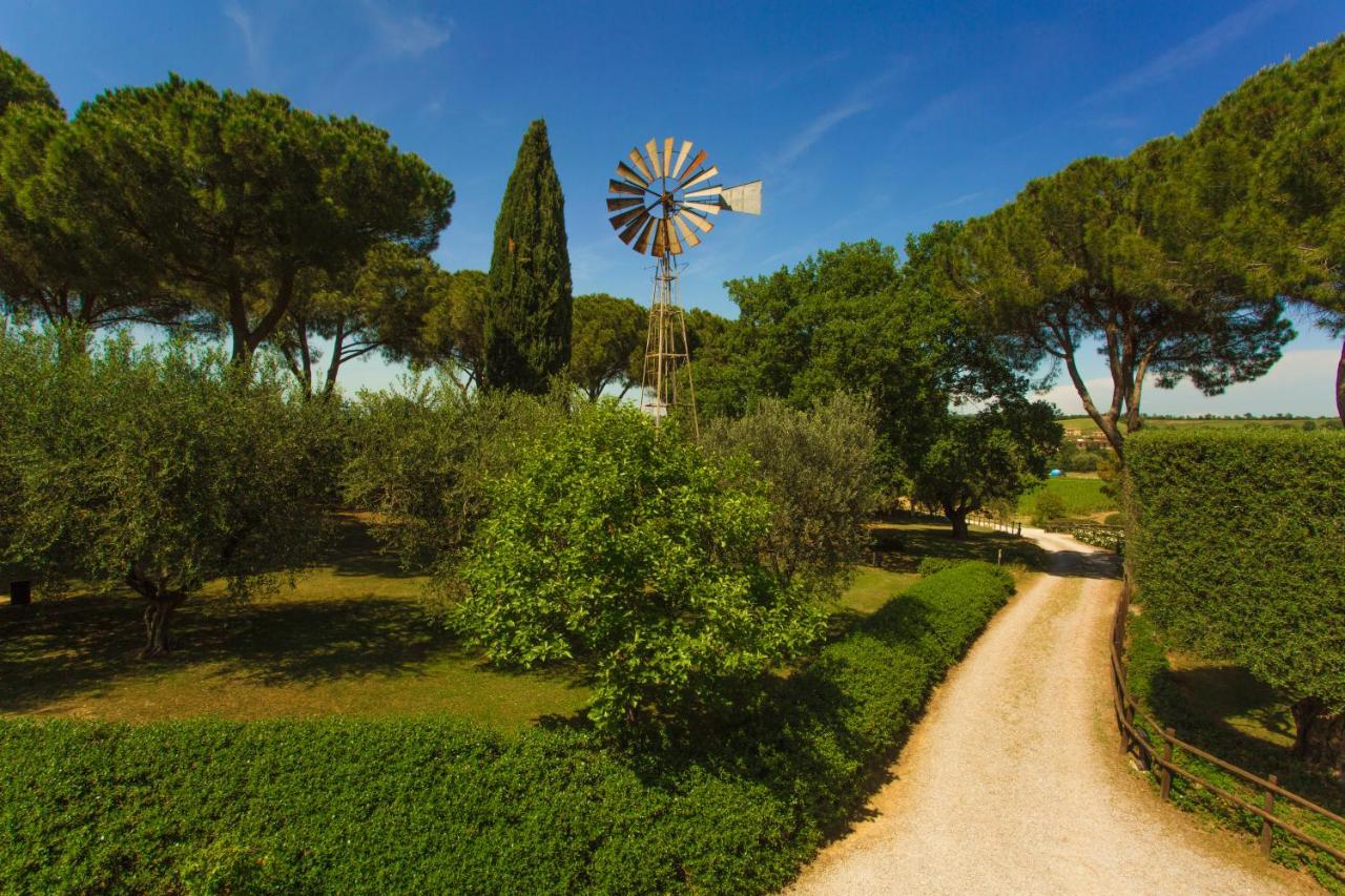Fattoria Di Magliano Winery Villa Magliano in Toscana Bagian luar foto